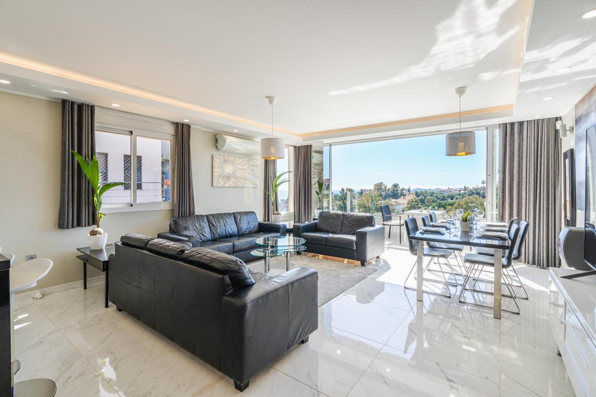 Private Luxurious Hillside Villa With Pool & Sea Views For 8 To 10 Ppl Fuengirola Kültér fotó