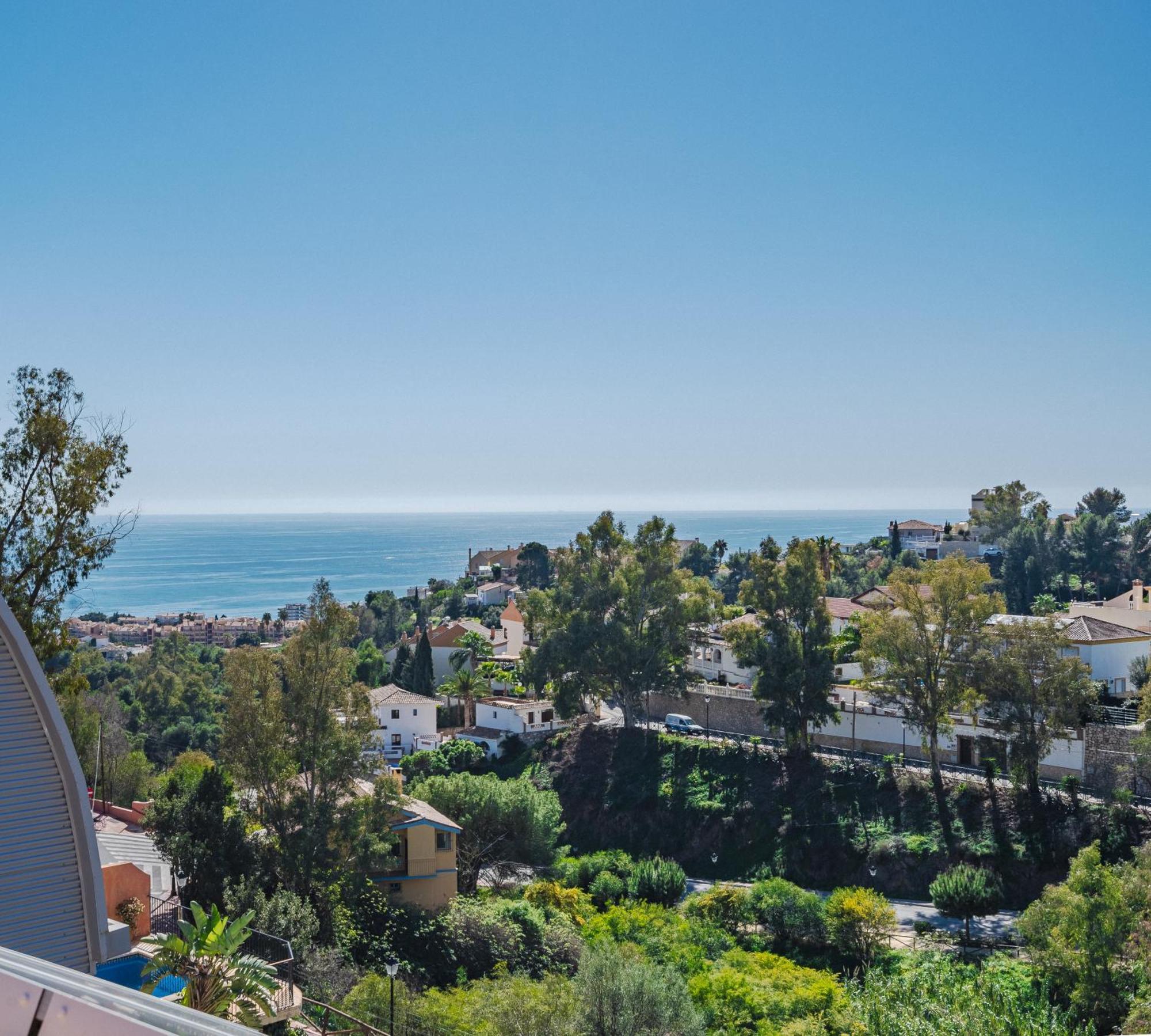 Private Luxurious Hillside Villa With Pool & Sea Views For 8 To 10 Ppl Fuengirola Kültér fotó